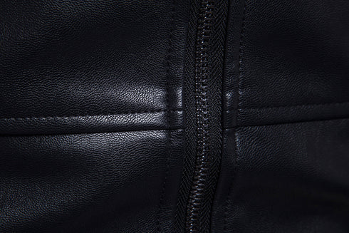 closer click of jacket's zipper