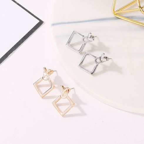 Women's Fashion Hollow Diamond Stud Earrings