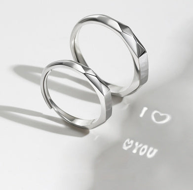 Sterling Silver Rings Show Surprise Love Pattern
